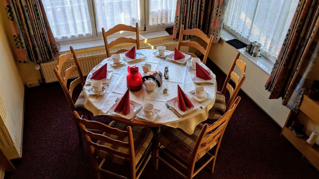 Hotel Drostenhof Garni Esens Dış mekan fotoğraf